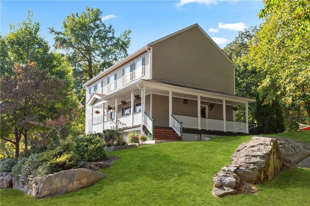 1 of 1 - 102 Devonshire Road, Larchmont, NY