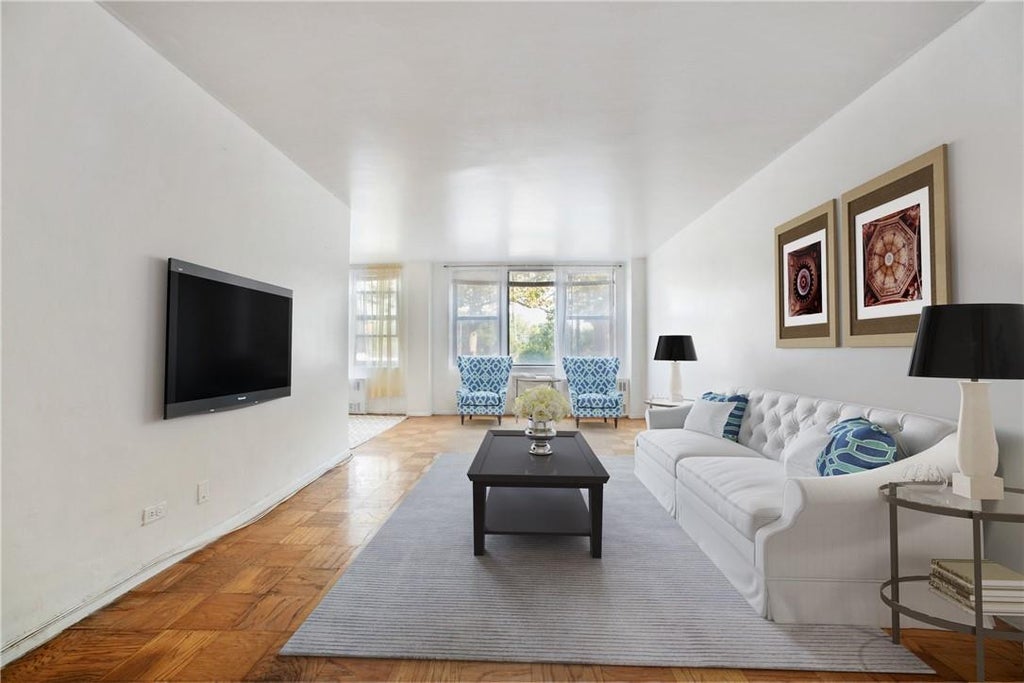 1 of 1 - 3121 Middletown Road 1l, Bronx, NY