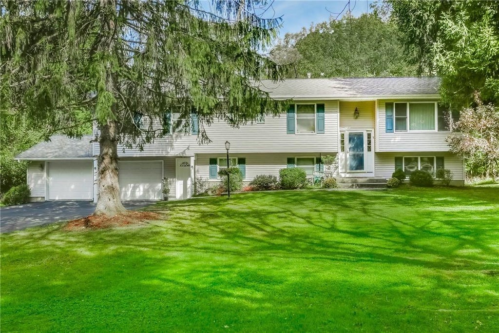 1 of 1 - 8 Madison Hill Road, Airmont, NY
