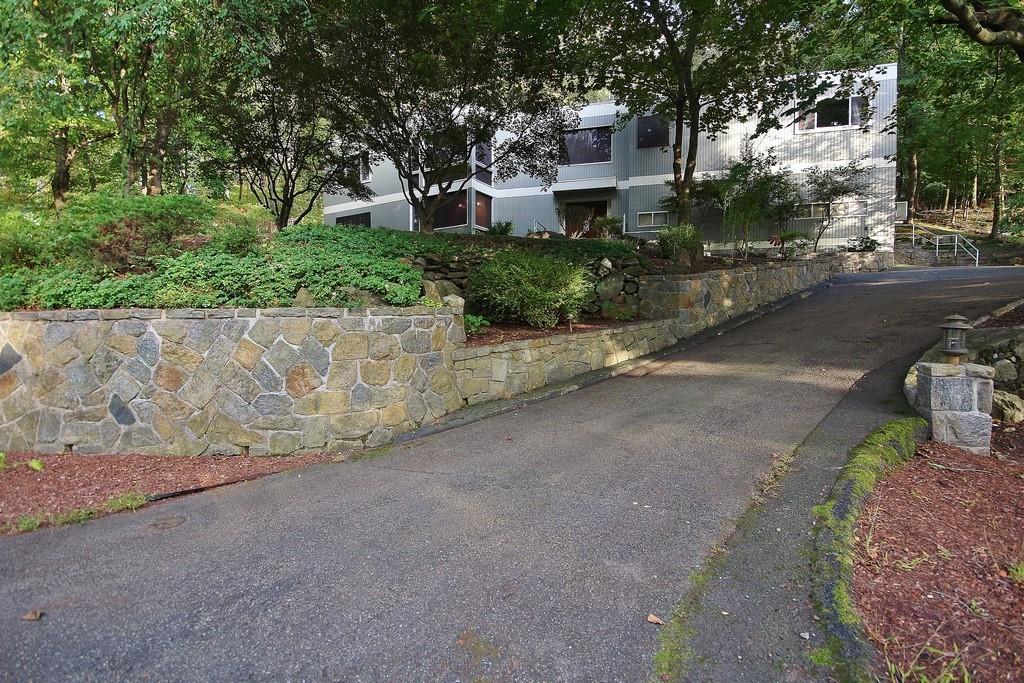 1 of 1 - 111 Apple Lane, Briarcliff Manor, NY