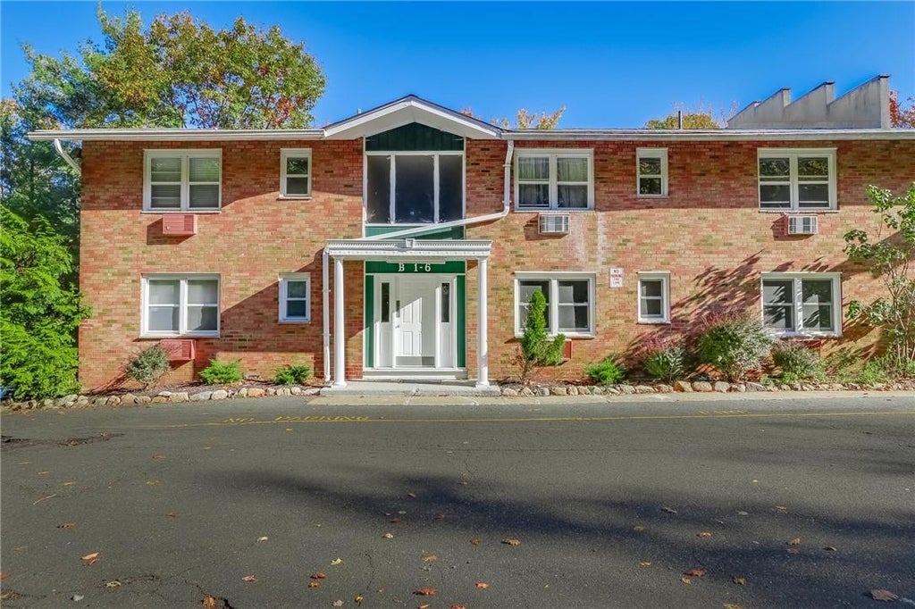 1 of 1 - 100 Dowd St. # B-4, Haverstraw, NY