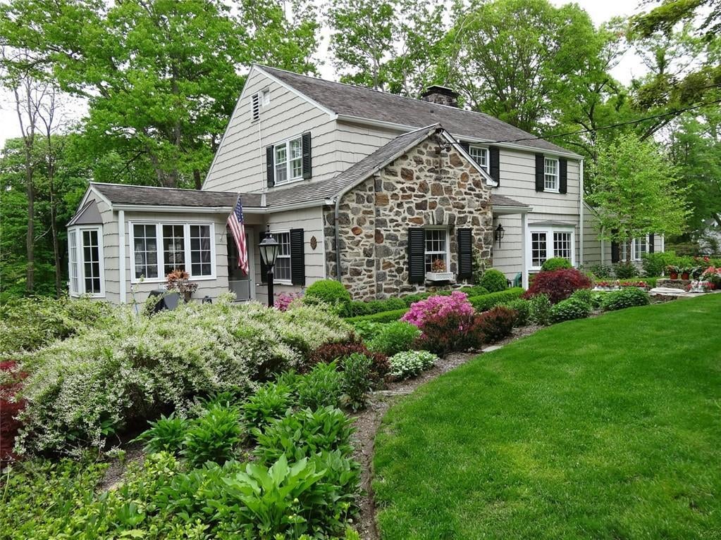 1 of 1 - 17 Deepwood Drive, Chappaqua, NY