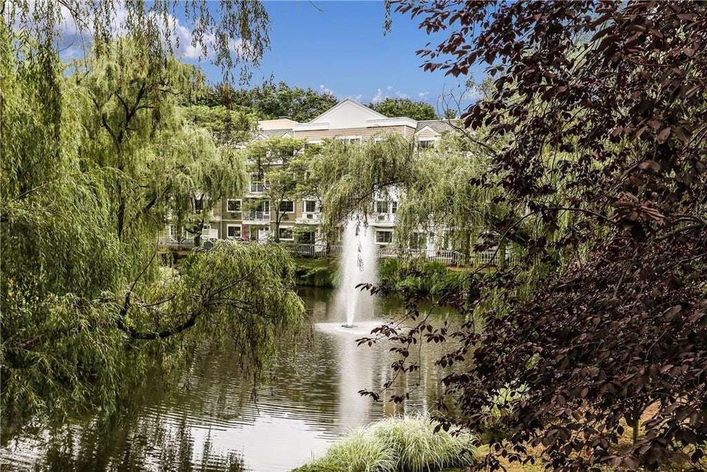 1 of 1 - 611 Pondside Drive, White Plains, NY