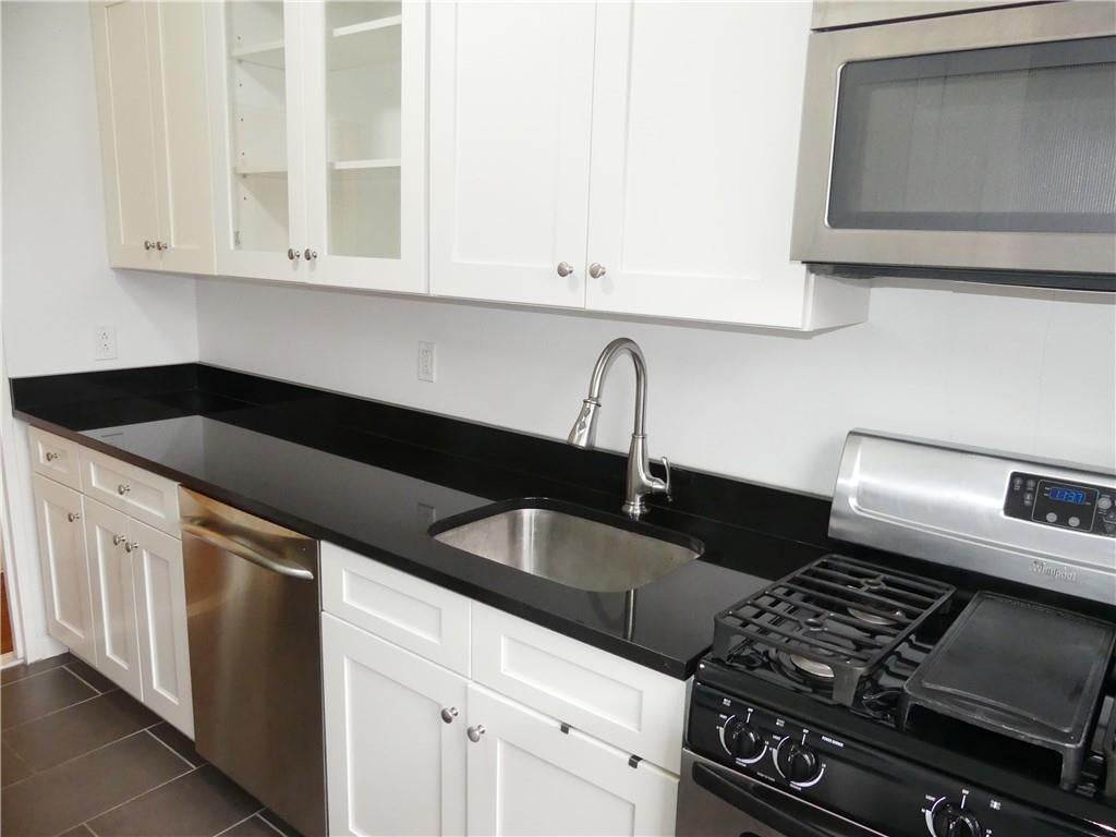 1 of 1 - 565 Broadway # 6e, Hastings-on-Hudson, NY