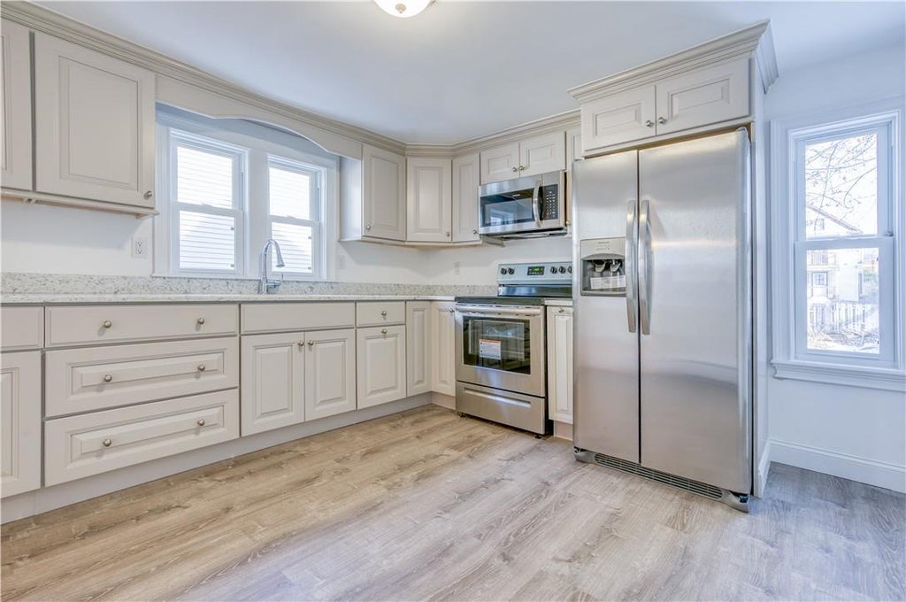 1 of 1 - 117 Thompson St., Poughkeepsie, NY