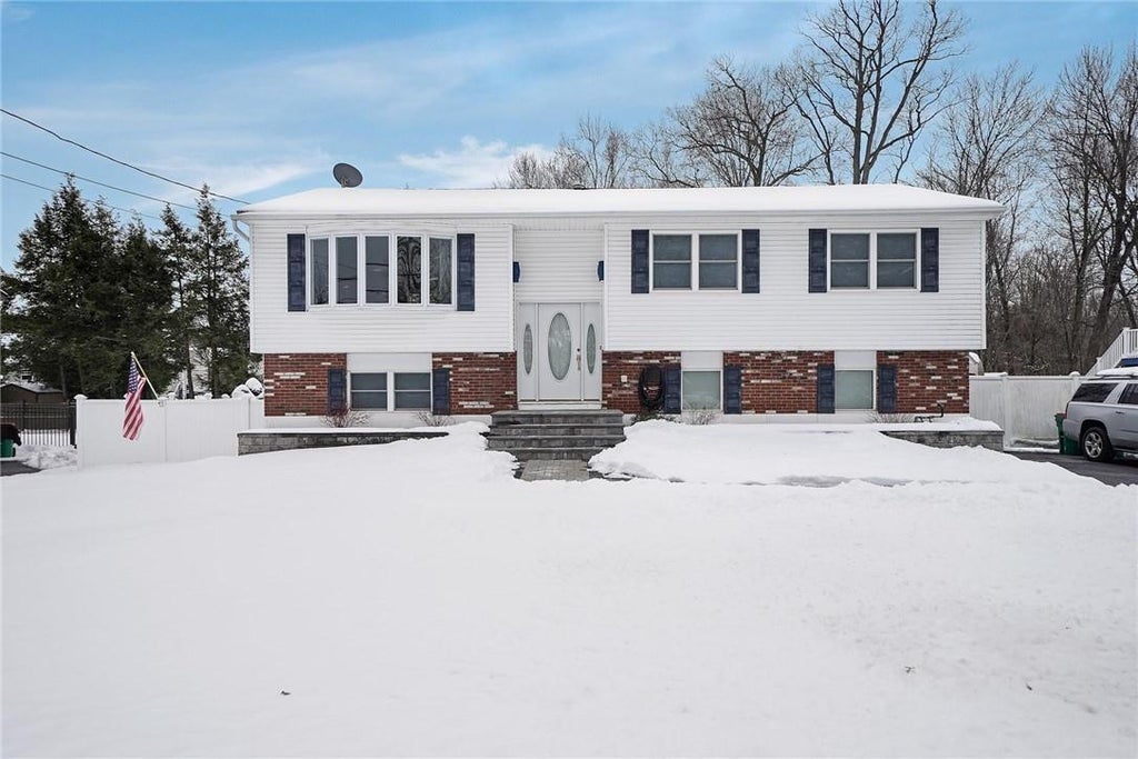 1 of 1 - 47 Sutton Park Road, Poughkeepsie, NY