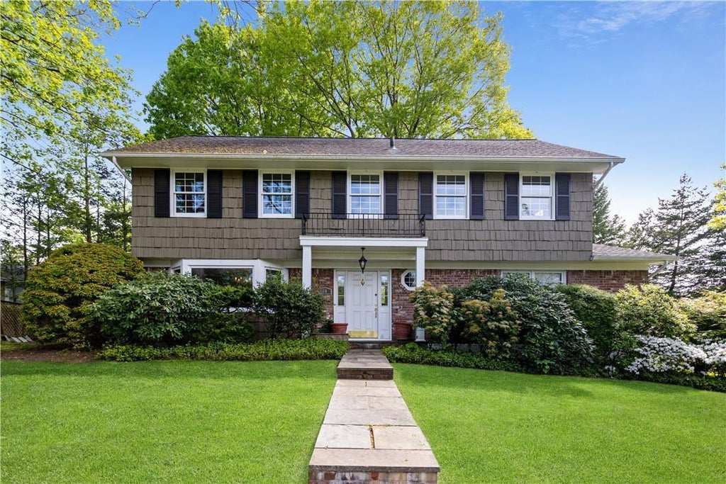 1 of 1 - 24 Country Ridge Circle, Rye Brook, NY