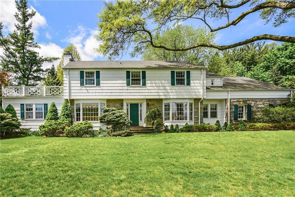 1 of 1 - 41 Franklin Road, Scarsdale, NY