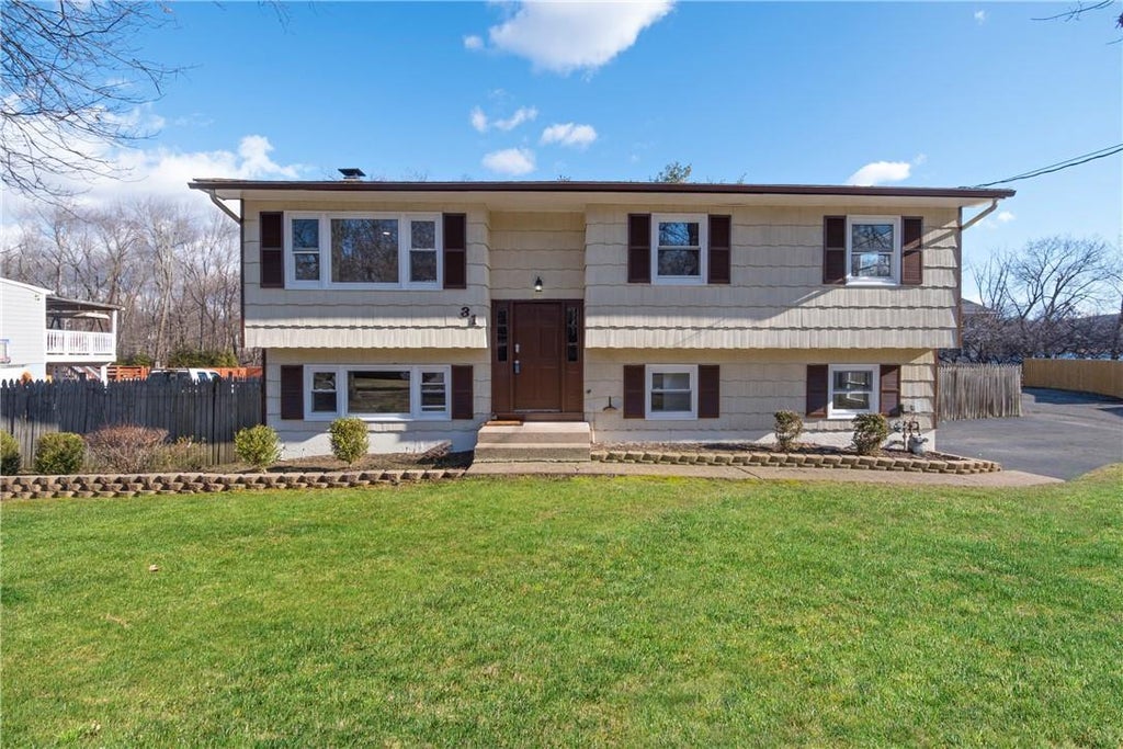 1 of 1 - 31 Whitman St., Congers, NY