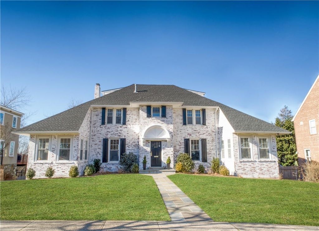 1 of 1 - 657 Francis St., Pelham, NY