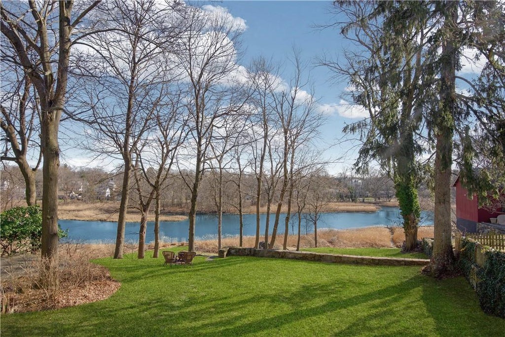 1 of 1 - 725 Stuart Avenue, Mamaroneck, NY