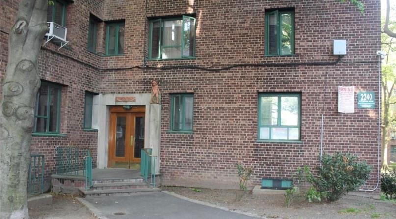 1 of 1 - 2240 Tremont Avenue # 4e, Bronx, NY