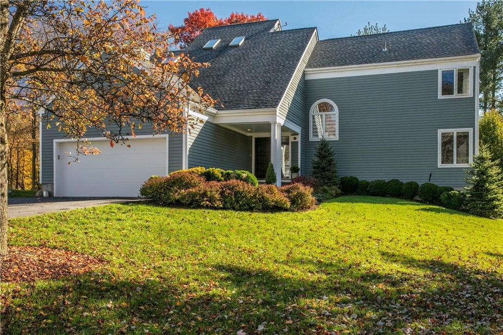 1 of 1 - 13 Charlotte Court, Briarcliff Manor, NY