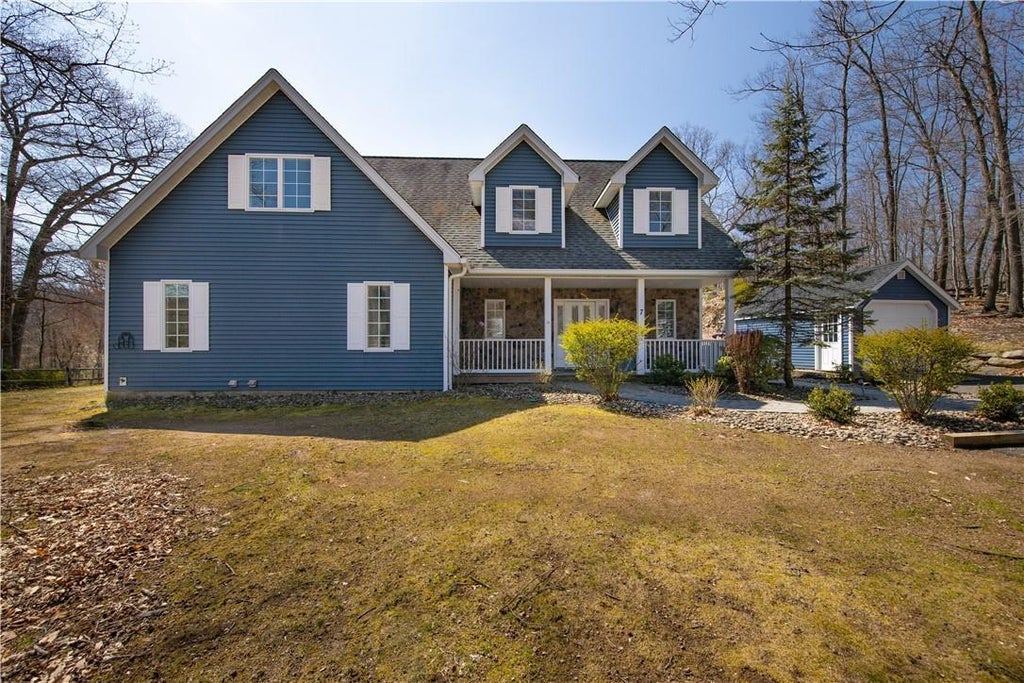 1 of 1 - 7 Cortlandt Lane, Tomkins Cove, NY