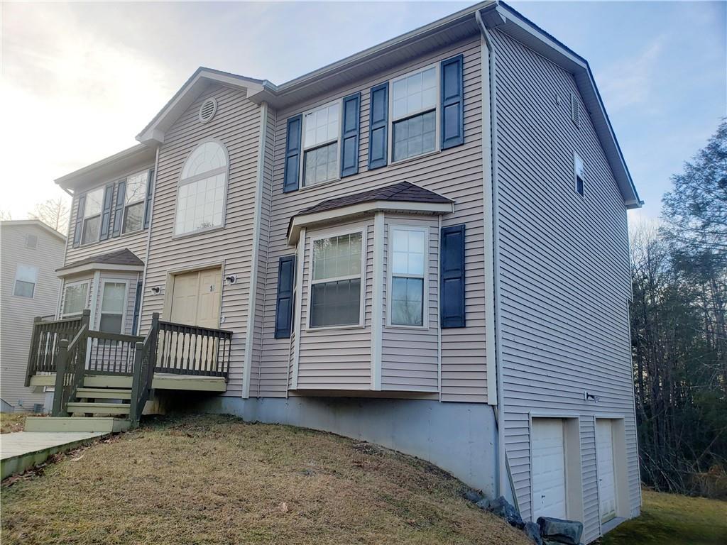 1 of 1 - 10 Dartmouth Drive, Rock Hill, NY
