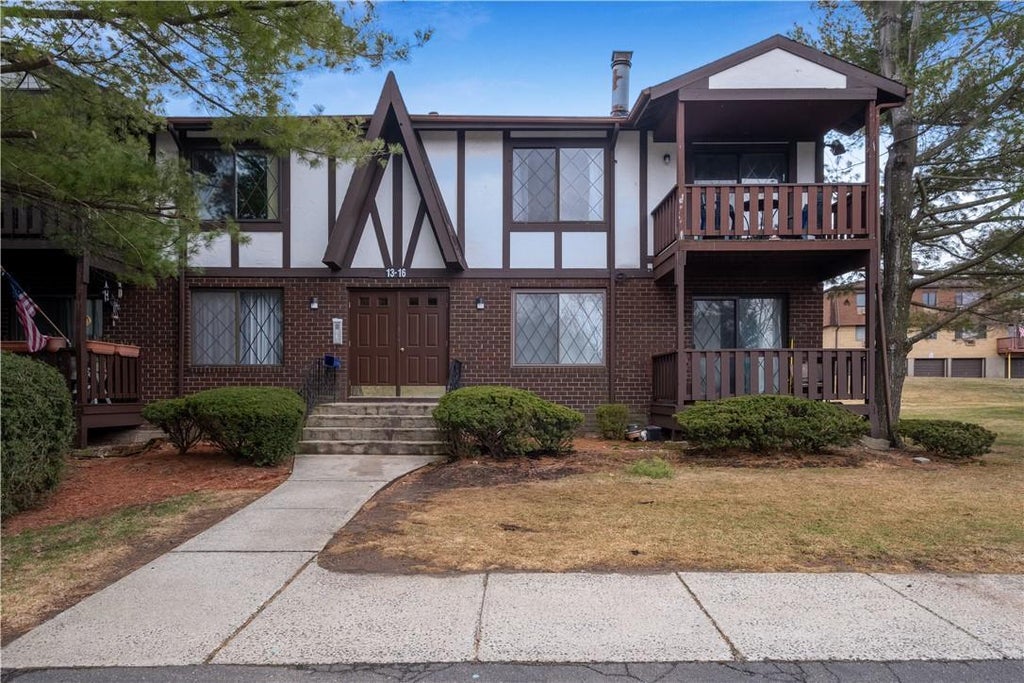 1 of 1 - 16 Buckingham Court, Pomona, NY