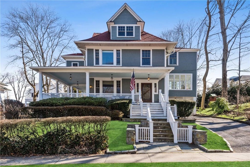 1 of 1 - 29 Forest Park Avenue, Larchmont, NY