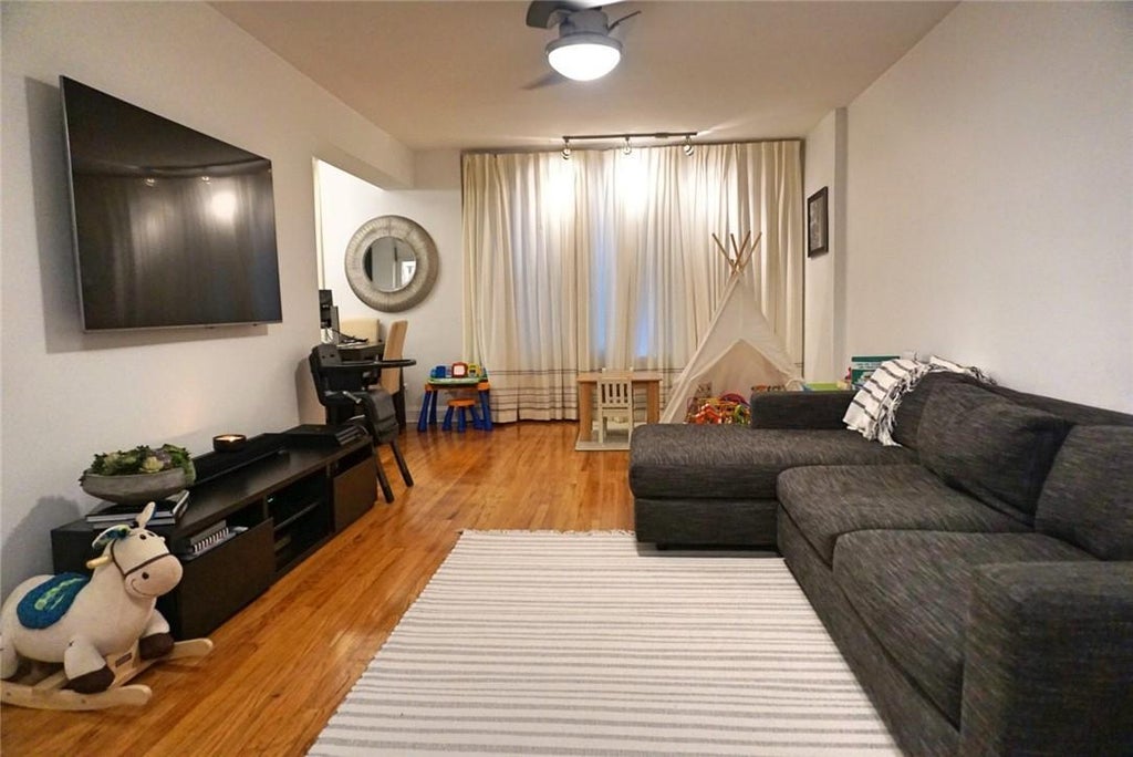 1 of 1 - 6035 Broadway # 4j, Bronx, NY