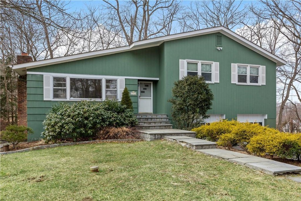 1 of 1 - 226 Central Avenue, Pleasantville, NY