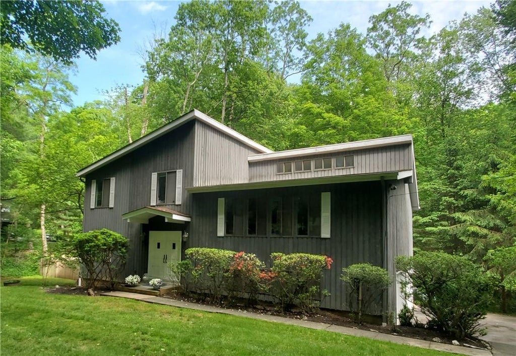 1 of 1 - 1055 Hardscrabble Road, Chappaqua, NY