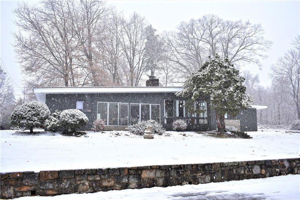 1 of 1 - 3220 Lookout St., Mohegan Lake, NY