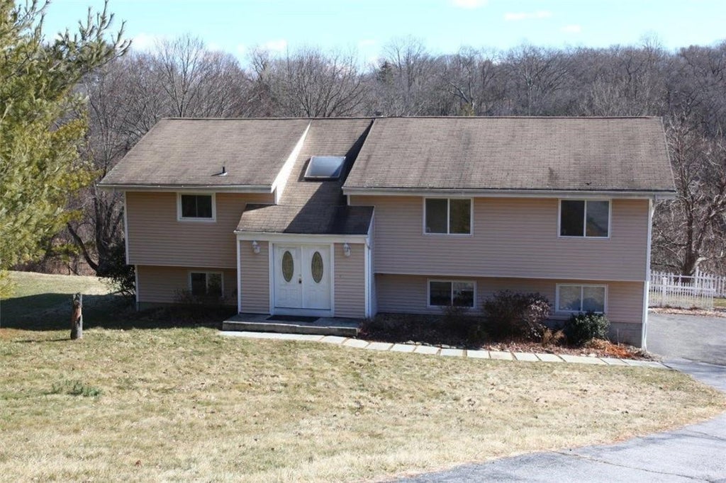 1 of 1 - 72 Jennifer Lane, Mahopac, NY