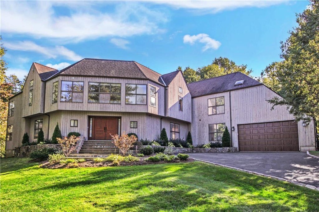 1 of 1 - 30 Harrows Lane, Purchase, NY