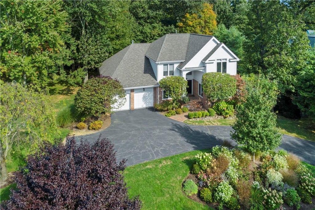 1 of 1 - 5 Little Kings Lane, Rye Brook, NY