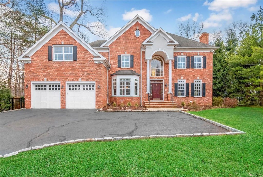 1 of 1 - 81 Blueberry Drive, Stamford, CT