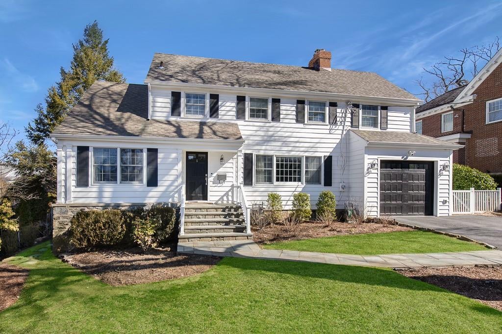 1 of 1 - 5 Ridgecrest, Scarsdale, NY