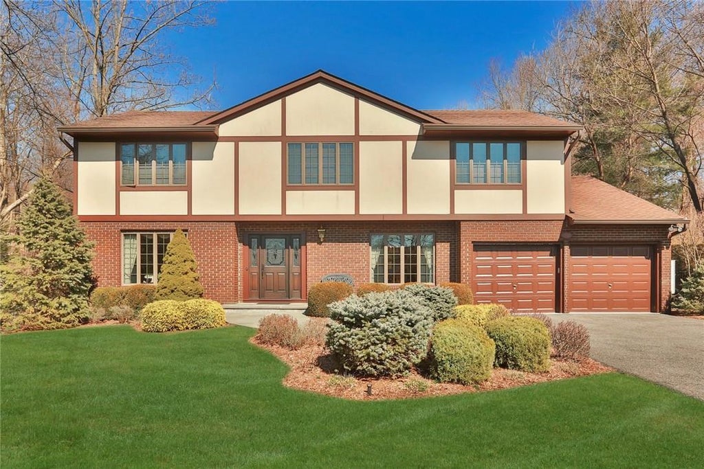 1 of 1 - 152 Rolling Hills Road, Thornwood, NY