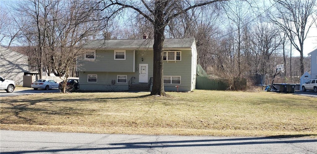 1 of 1 - 5 Tanager Road, Monroe, NY