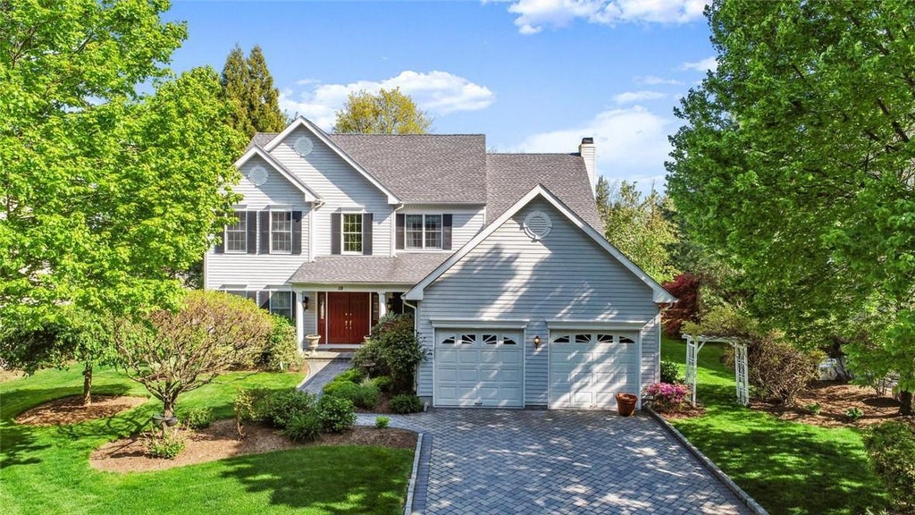 1 of 1 - 10 Greene Lane, White Plains, NY