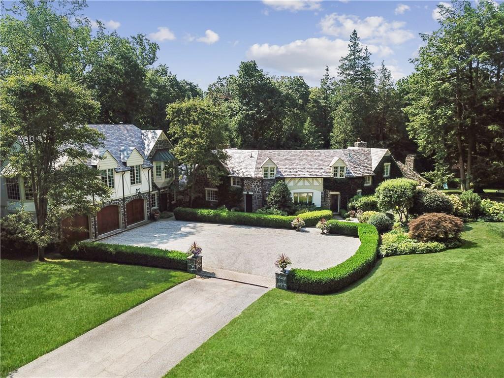 1 of 1 - 8 Lincoln Lane, Purchase, NY