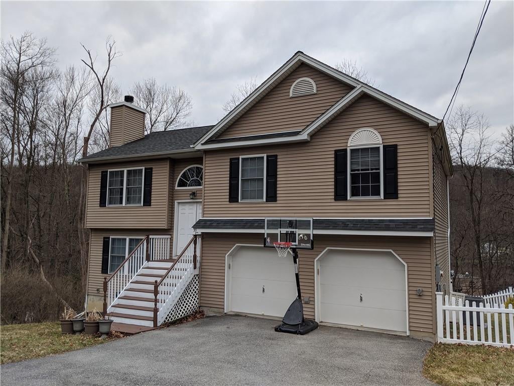 1 of 1 - 39 Hy Vue Drive, Newburgh, NY