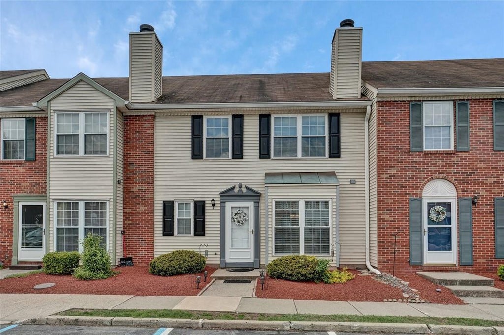1 of 1 - 7 Goldsmith Court, Washingtonville, NY