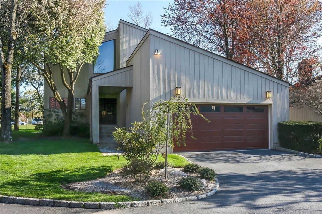1 of 1 - 49 Talcott Road, Rye Brook, NY
