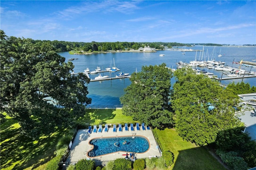 1 of 1 - 490 Bleeker Avenue # 6a, Mamaroneck, NY