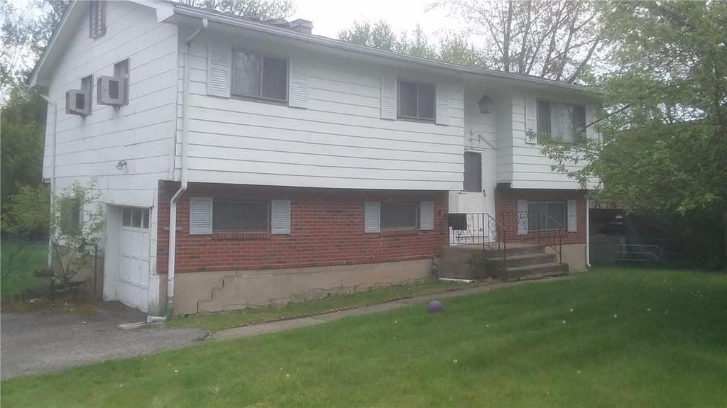 1 of 1 - 4 Crown Road, Monsey, NY