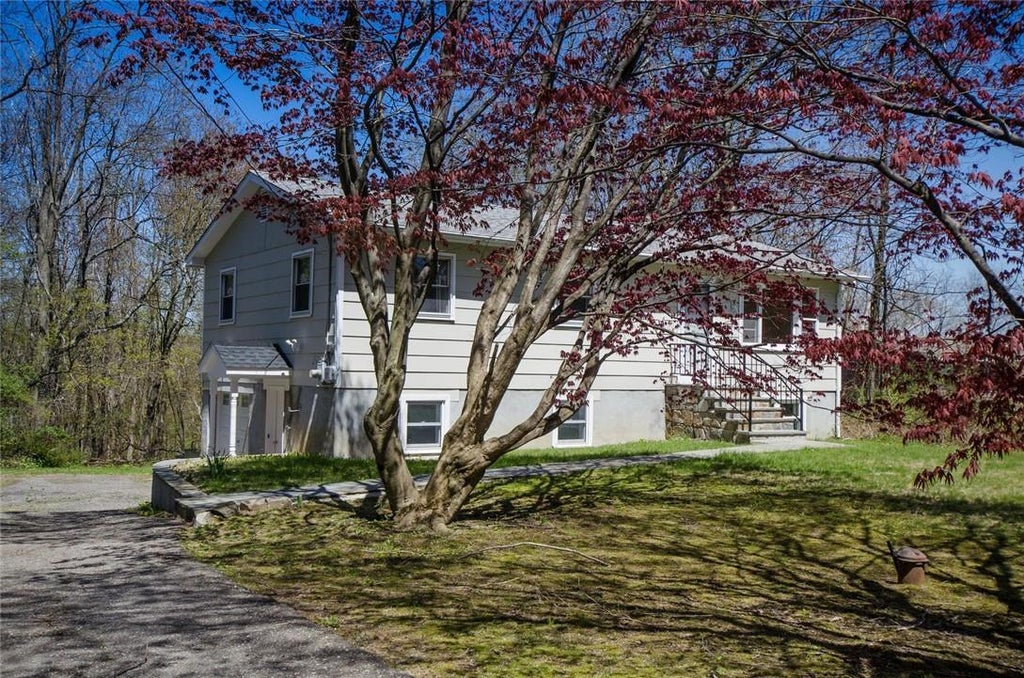 1 of 1 - 2 Laurie Court, Carmel, NY