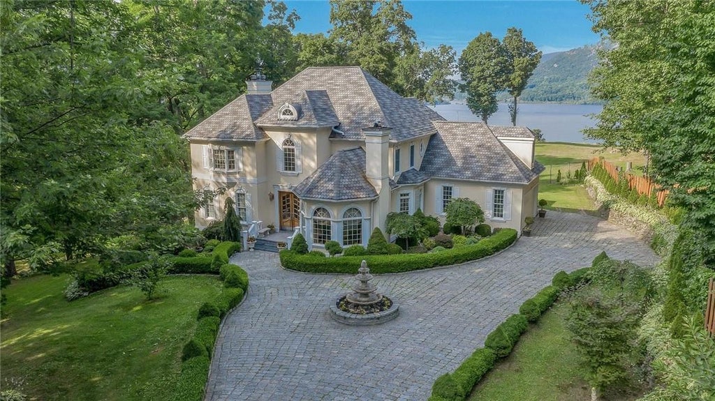 1 of 1 - 191 Bay View Avenue, Cornwall On Hudson, NY