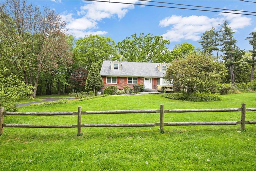 1 of 1 - 9 Greenlawn Road, Katonah, NY