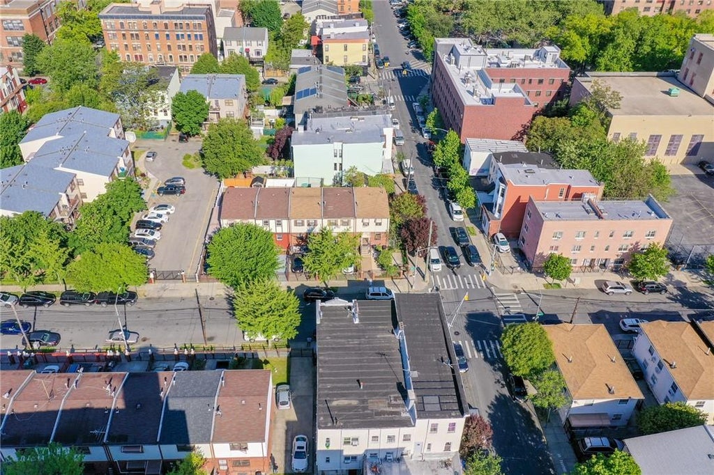 1 of 1 - 859 Union Avenue, Bronx, NY