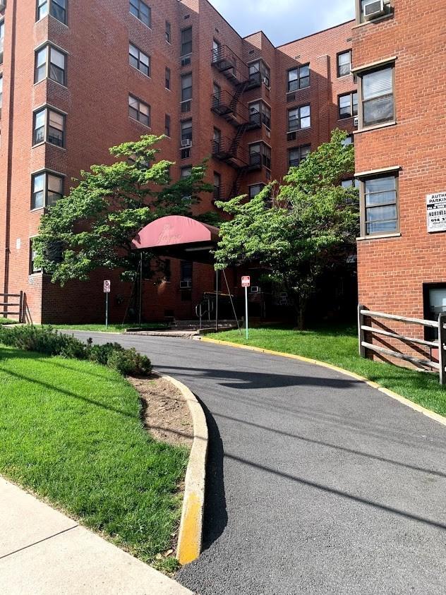 1 of 1 - 555 Bronx River Road 6f, Yonkers, NY
