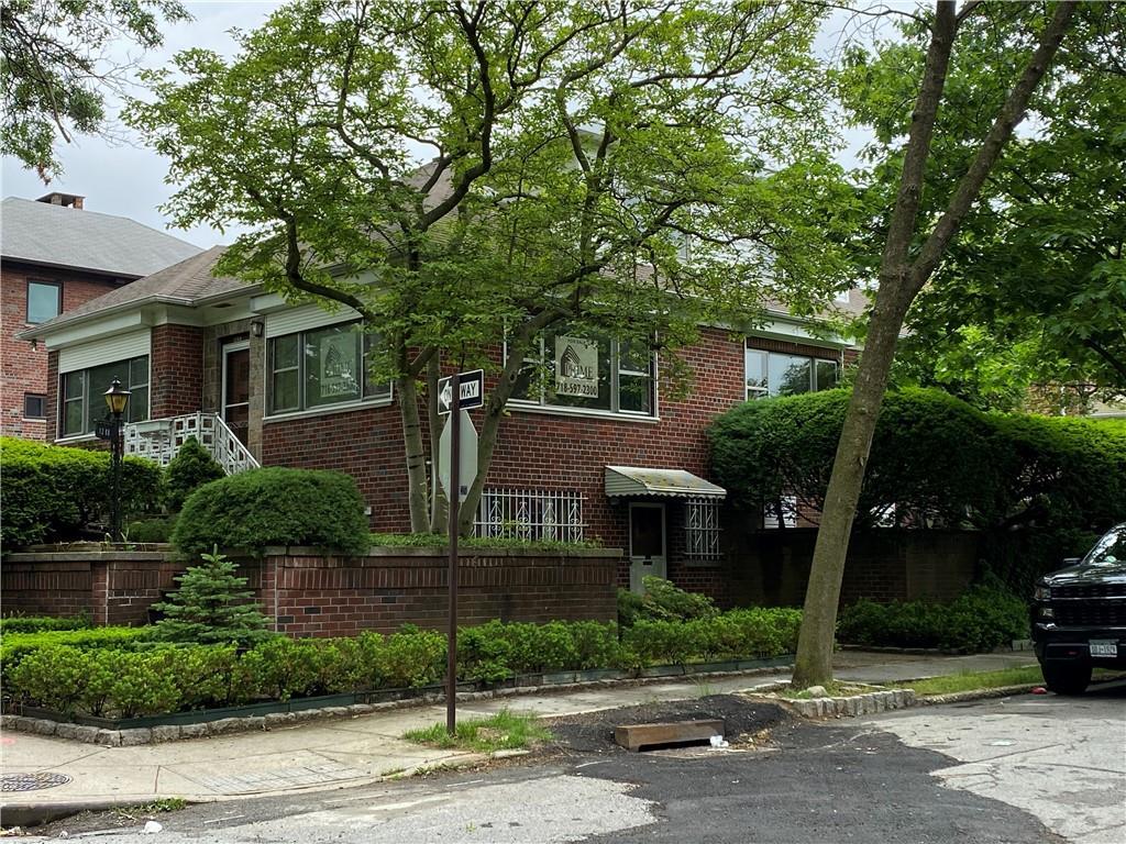 1 of 1 - 1269 Pelham Parkway, Bronx, NY