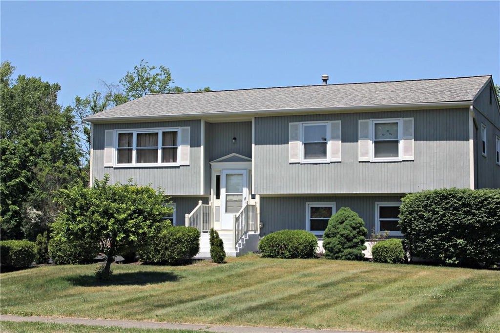 1 of 1 - 4 Fortune Road, Middletown, NY