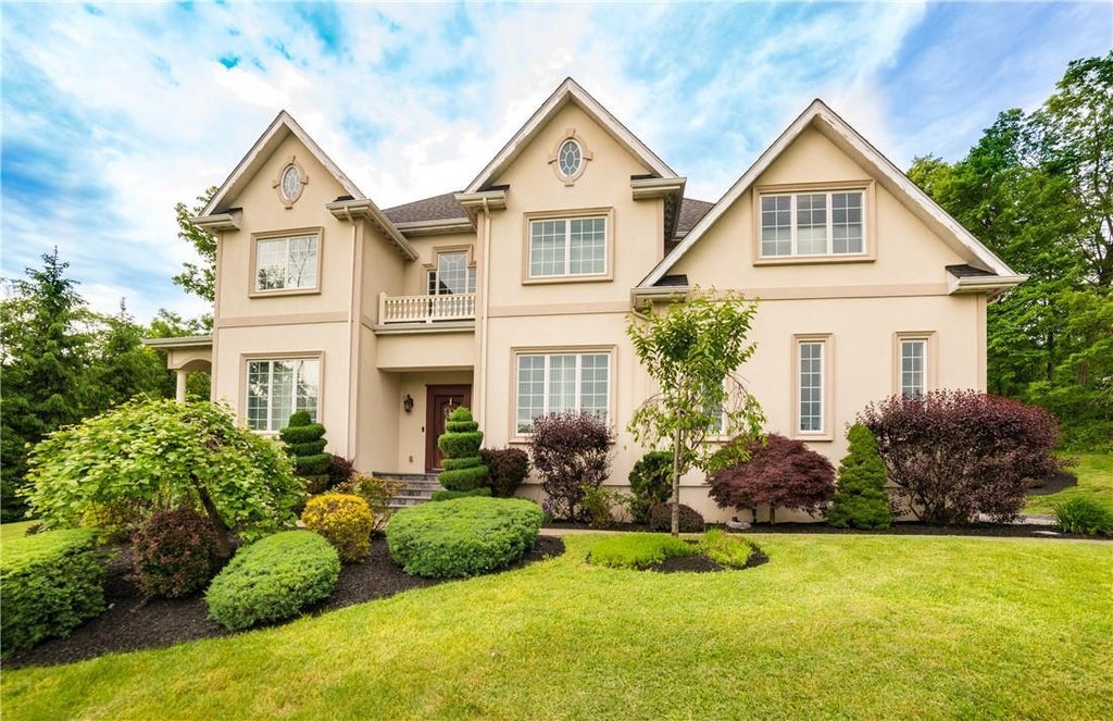 1 of 1 - 17 Ryan Court, Mahopac, NY