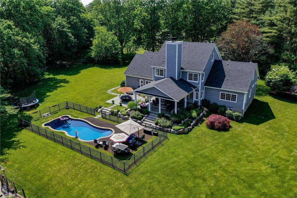 1 of 1 - 714 Old Kensico Road, Thornwood, NY