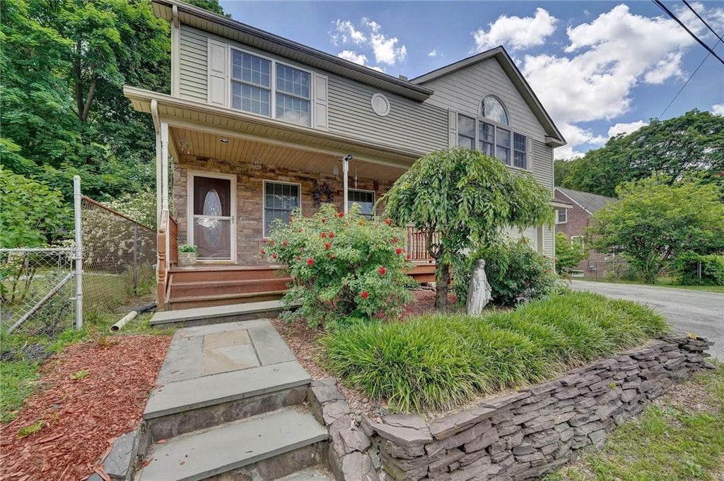 1 of 1 - 81 Meriline Avenue, New Windsor, NY