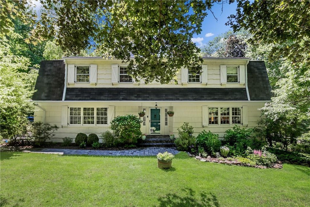 1 of 1 - 12 James Road, Mount Kisco, NY